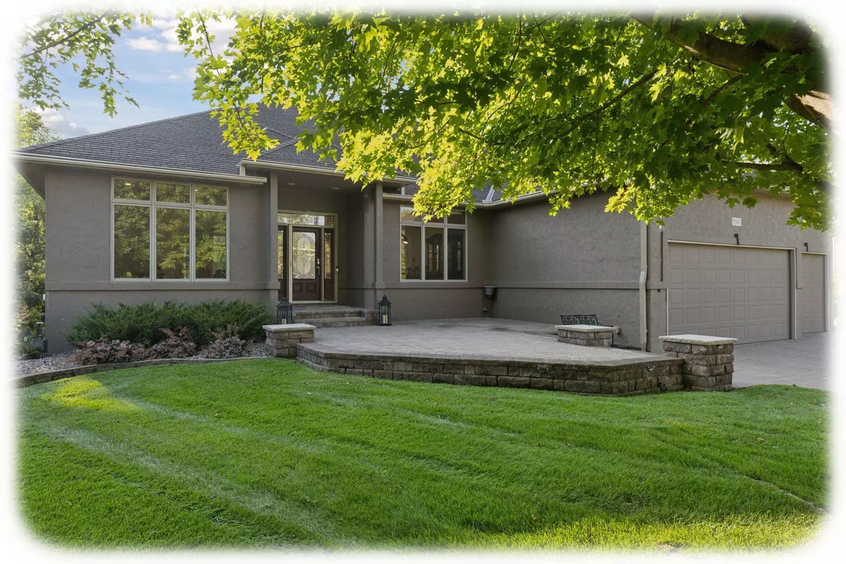 Maple Grove, MN 55311,9363 Tewsbury Gate N