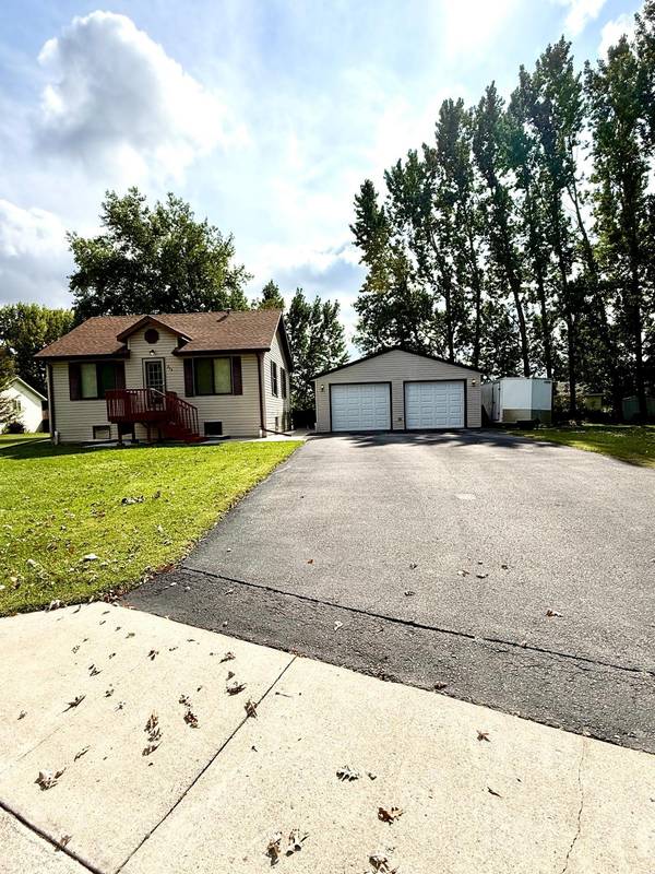 614 Cherry RD, Thief River Falls, MN 56701