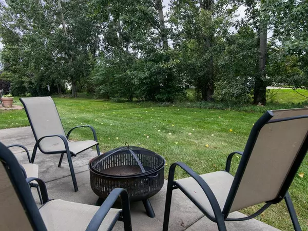 Shakopee, MN 55379,2410 Downing AVE