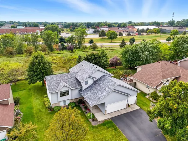 Brooklyn Park, MN 55443,5305 Kings CIR N