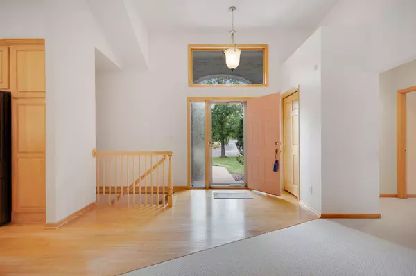 Lino Lakes, MN 55038,1367 Wolf CIR