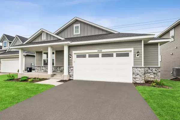 Shakopee, MN 55379,1682 Tyrone DR