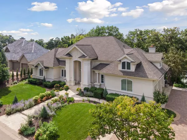 Edina, MN 55439,6314 Mcintyre PT