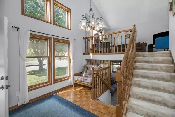 Maplewood, MN 55119,760 Dorland RD S