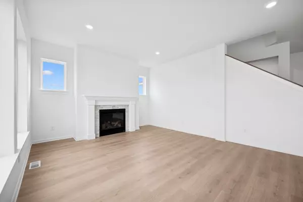 Shakopee, MN 55379,1670 Tyrone DR