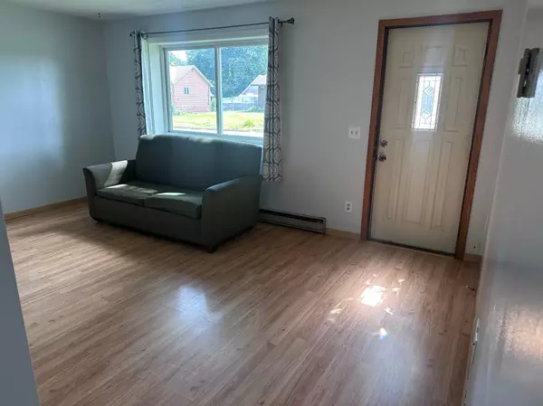 Fridley, MN 55432,301 Longfellow ST NE