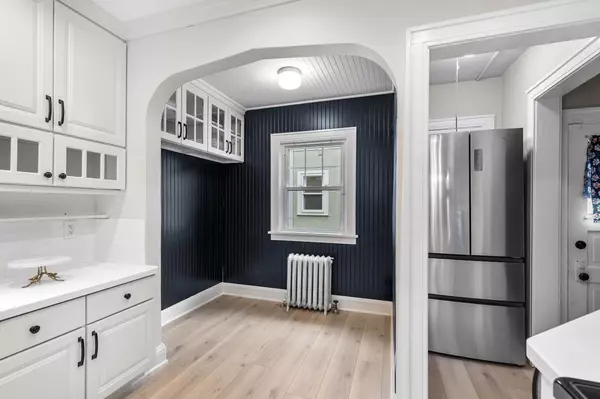 Minneapolis, MN 55410,4848 Ewing AVE S