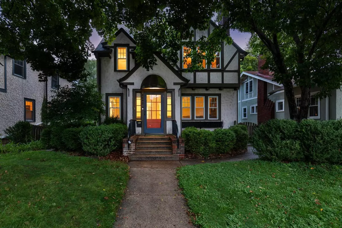 Minneapolis, MN 55410,4848 Ewing AVE S