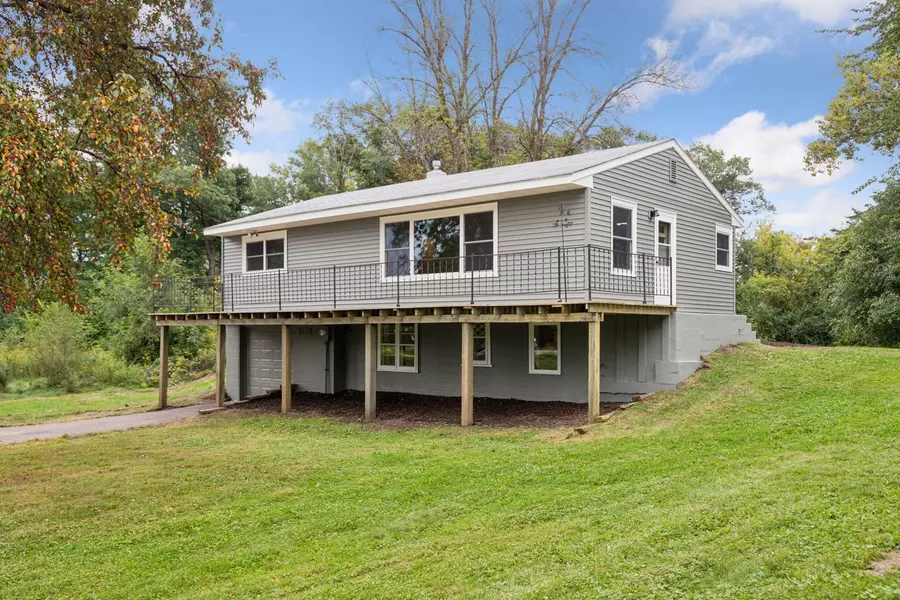 8757 75th ST N, Grant, MN 55082