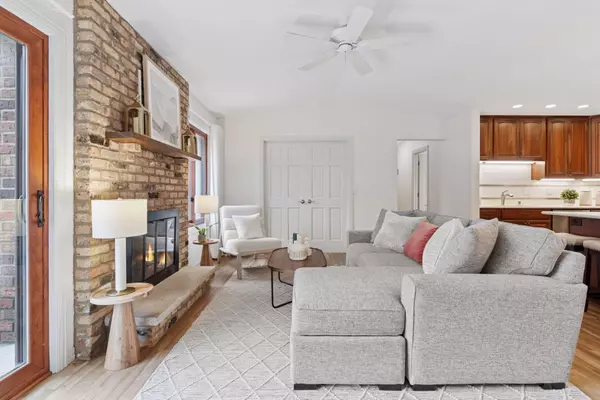 Plymouth, MN 55447,981 Xene LN N