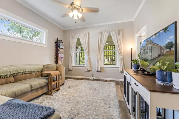 Winona, MN 55987,317 E Sanborn ST