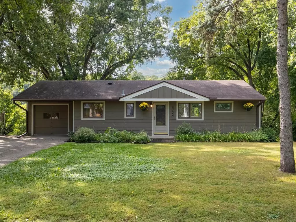 Minnetonka, MN 55343,4724 Merilee DR
