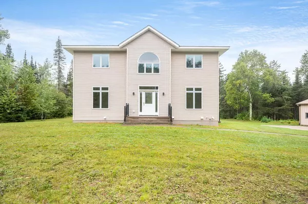 6055 Howard Gnesen RD, Duluth, MN 55803