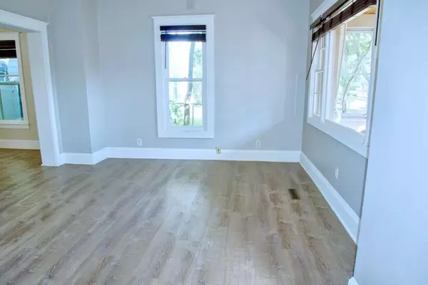 Minneapolis, MN 55408,218 W 29th ST