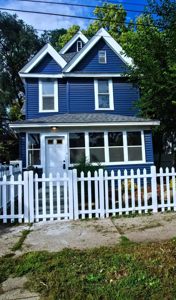 Minneapolis, MN 55408,218 W 29th ST