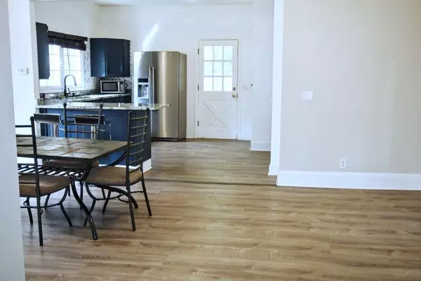 Minneapolis, MN 55408,218 W 29th ST