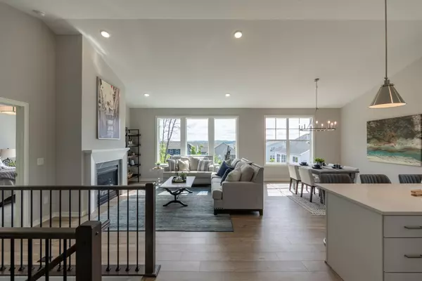 Cottage Grove, MN 55016,9184 62nd ST S