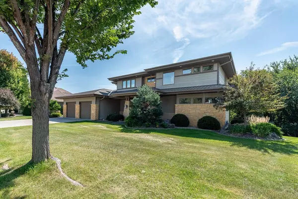 Mankato, MN 56001,117 Sienna CIR