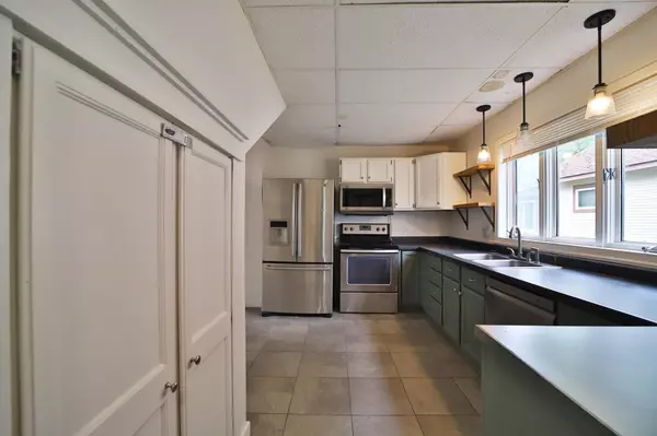 Crosby, MN 56441,415 1st ST SW