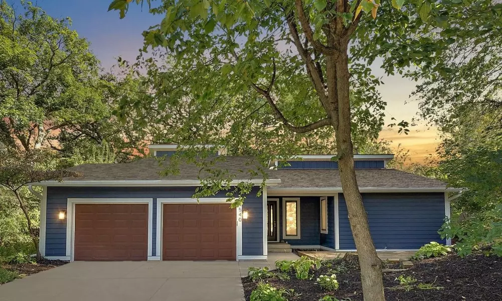 4540 Ridgeview DR, Eagan, MN 55123