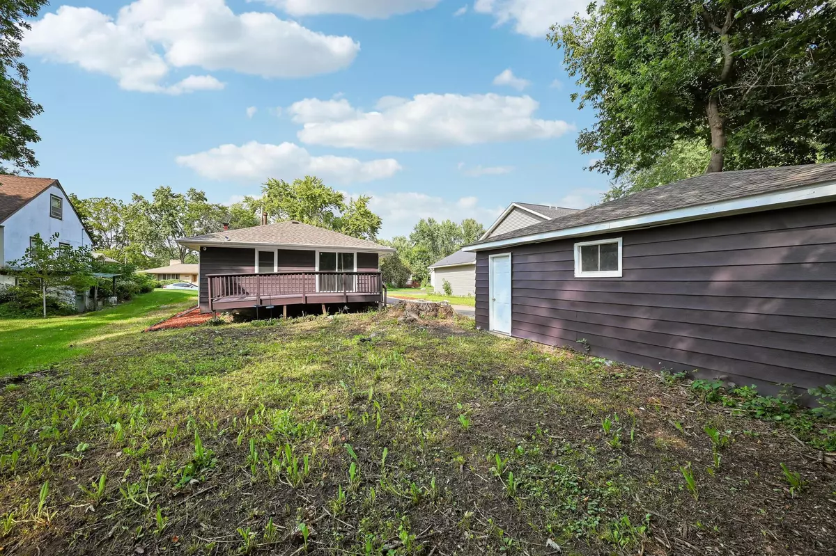 Columbia Heights, MN 55421,1214 43rd AVE NE