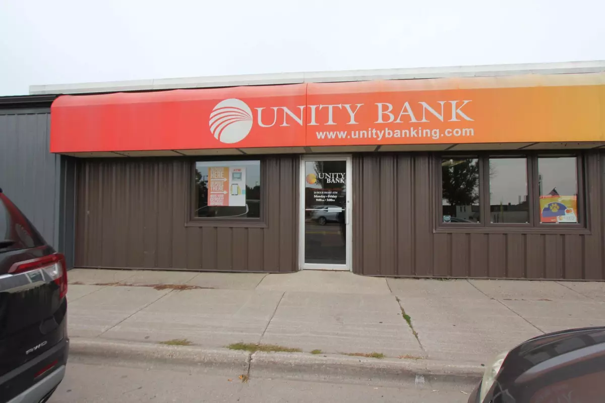 Thief River Falls, MN 56701,203 3RD ST W W 3RD ST W