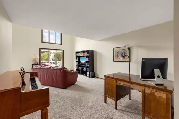 Bloomington, MN 55438,6701 W 82nd ST