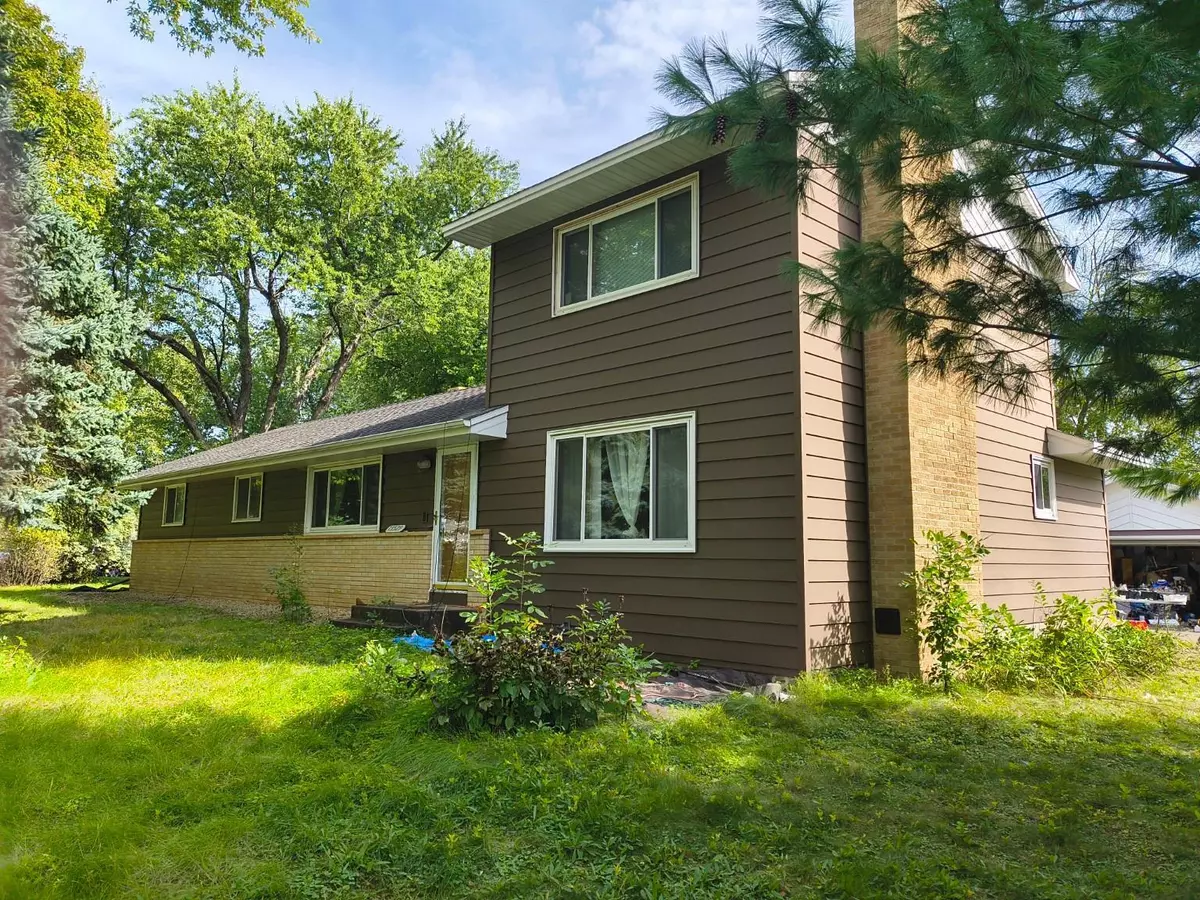 Minnetonka, MN 55305,13529 Arthur ST W