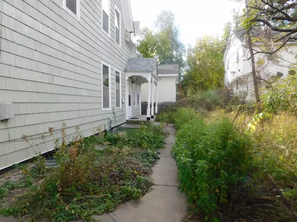 Saint Paul, MN 55117,108 Sims AVE