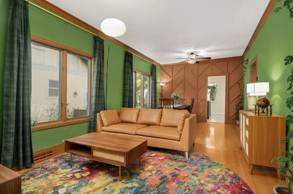 Minneapolis, MN 55417,5248 43rd AVE S