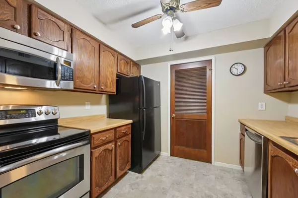 Roseville, MN 55113,2670 Oxford ST N #246