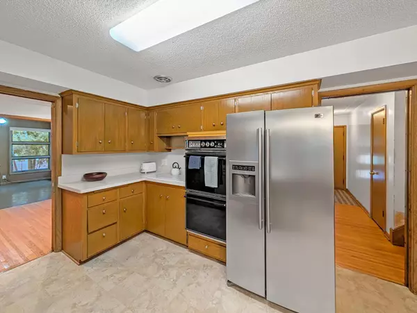 Edina, MN 55424,6129 Ryan AVE