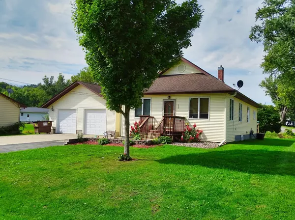 Plum City, WI 54761,208 1st ST