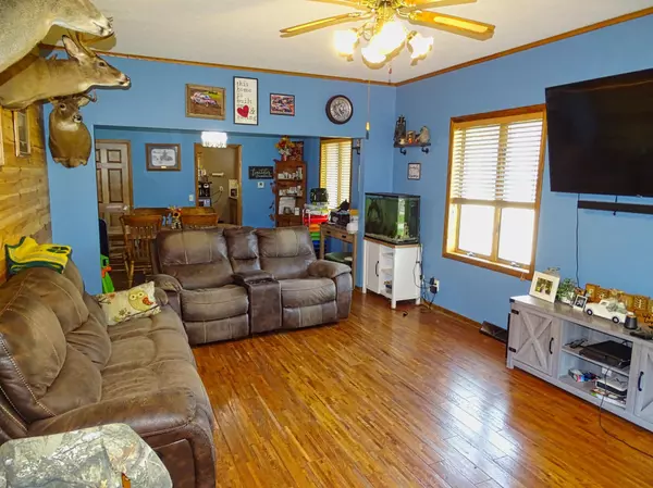 Plum City, WI 54761,208 1st ST