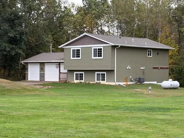 8379 Deer Valley RD, Pine City Twp, MN 55063