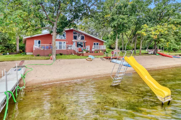 Detroit Lakes, MN 56501,23093 Roosevelt Beach LN