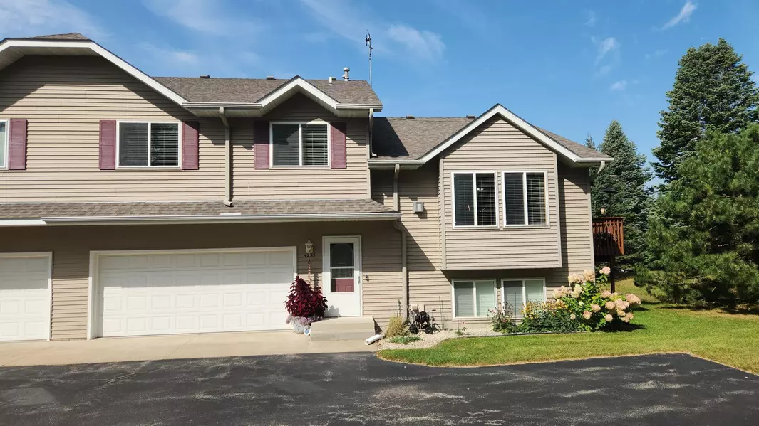 4253 Mallard PL SE, Rochester, MN 55904