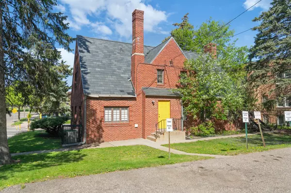 3300 Penn Avenue N, Minneapolis, MN 55412