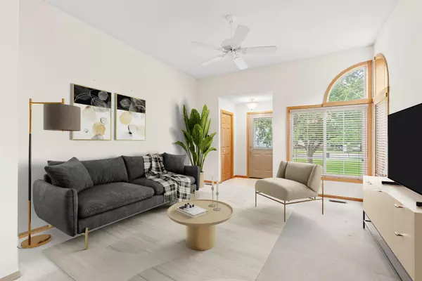 Coon Rapids, MN 55433,10767 Tamarack CIR NW