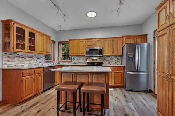 131 Goldfinch LN, Clearwater, MN 55320