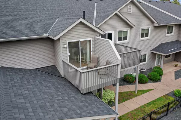 White Bear Lake, MN 55110,3175 Manitou DR #8