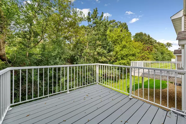 Savage, MN 55378,15244 Maryland AVE