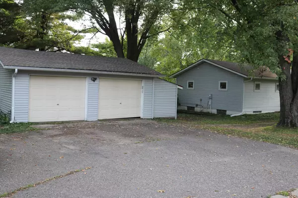 Hammond, WI 54015,720 Larcom ST