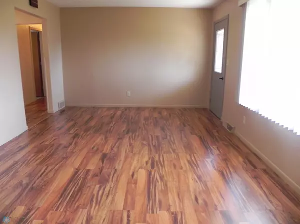 Wahpeton, ND 58075,614 15th AVE N