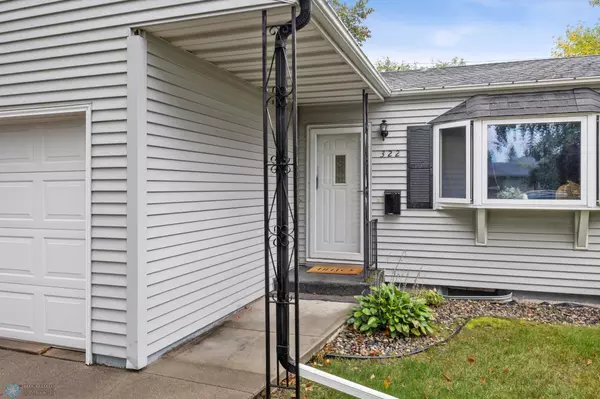 Fargo, ND 58102,322 25th AVE N