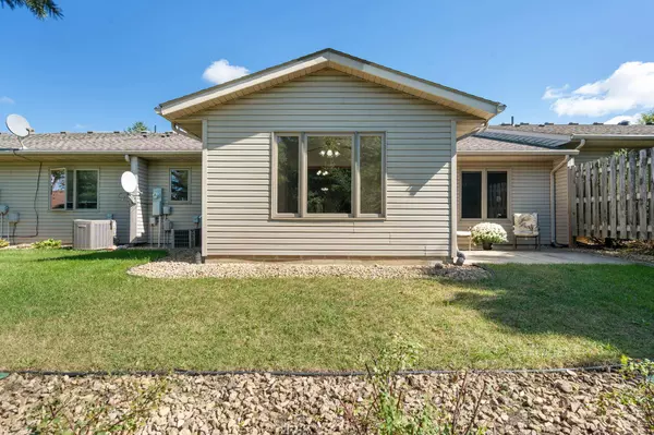 Janesville, MN 56048,129 Meadow LN