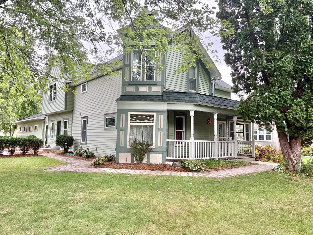 Watertown, MN 55388,313 Angel AVE SW