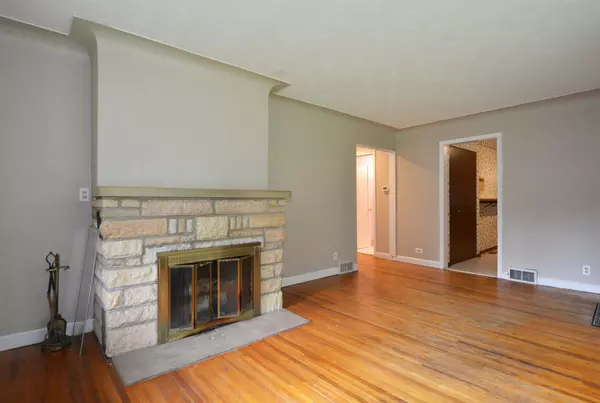 Roseville, MN 55113,1446 Shryer AVE W