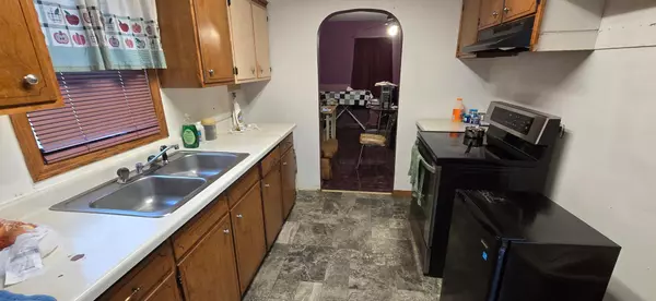 Austin, MN 55912,1917 E Oakland AVE