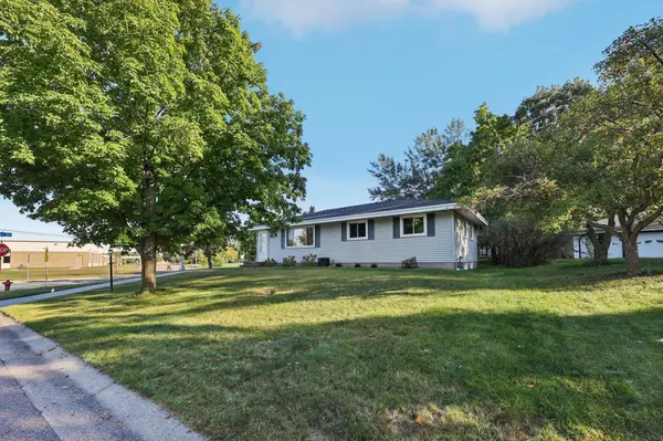 Anoka, MN 55303,948 Norwood AVE
